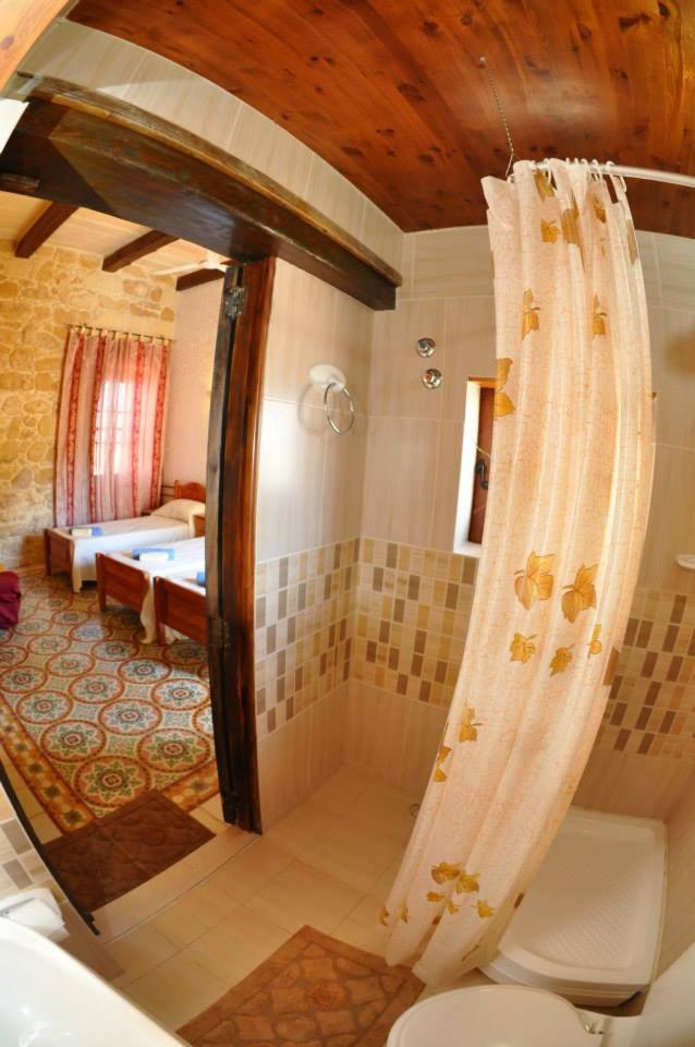 Holiday home 6 Bedroom With Large Private Pool