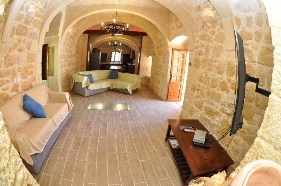 Holiday home 6 Bedroom With Large Private Pool