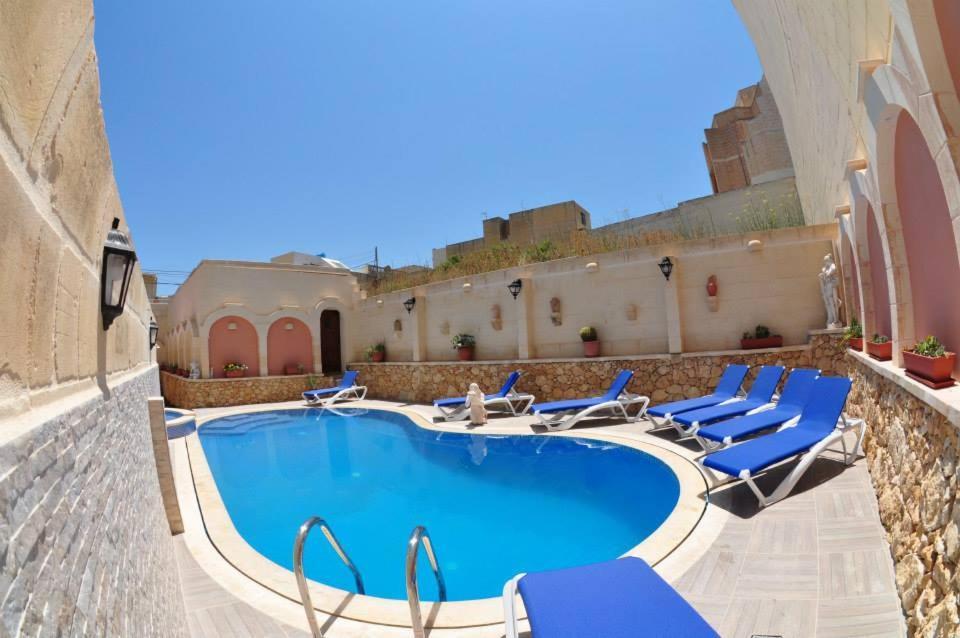 Holiday home 6 Bedroom With Large Private Pool