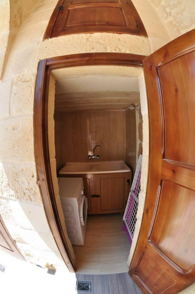 Holiday home 6 Bedroom With Large Private Pool *
