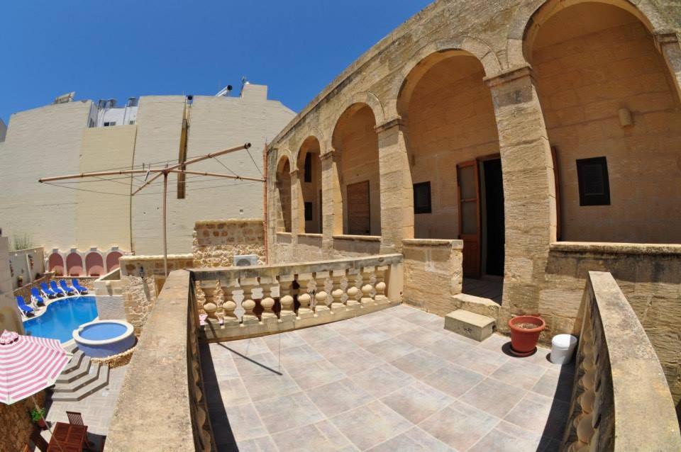 Holiday home 6 Bedroom With Large Private Pool
