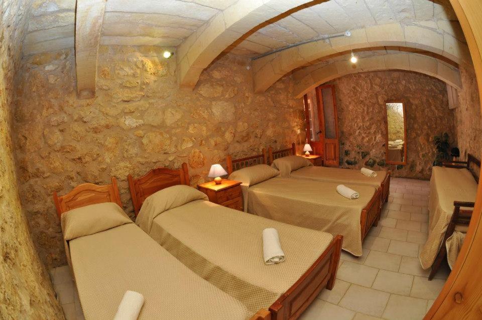6 Bedroom With Large Private Pool Zebbug (Gozo)