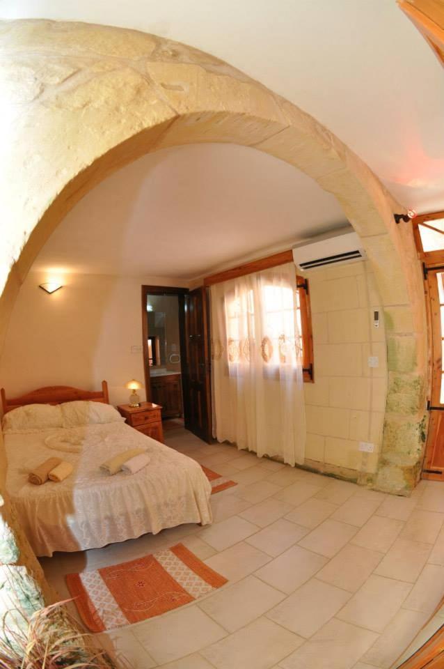 Holiday home 6 Bedroom With Large Private Pool *
