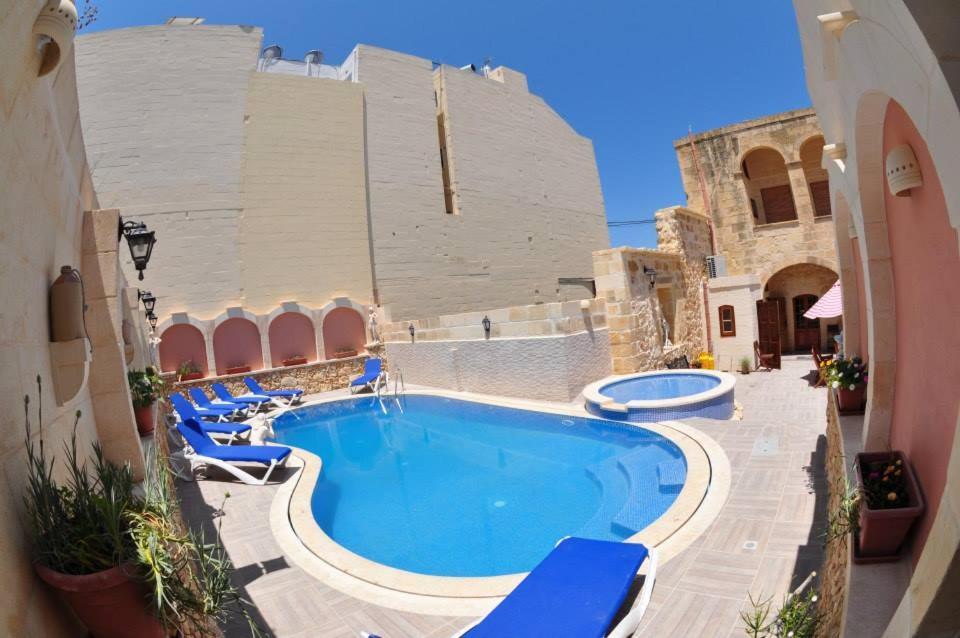 Holiday home 6 Bedroom With Large Private Pool